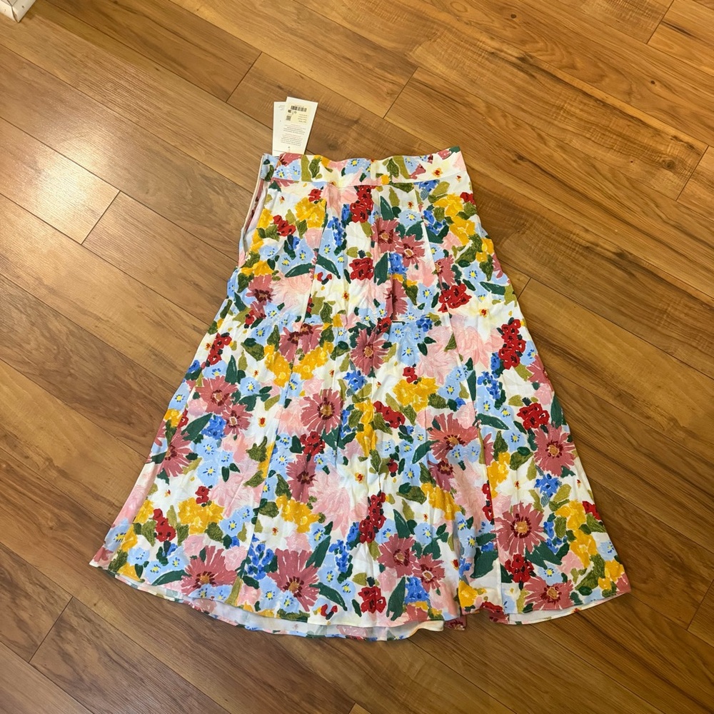 NWT Sézane tabata skirt in pastel florals - Picture 4 of 6